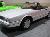 Image 2 of 9 of a 1990 CADILLAC ALLANTE