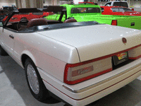 Image 8 of 9 of a 1990 CADILLAC ALLANTE