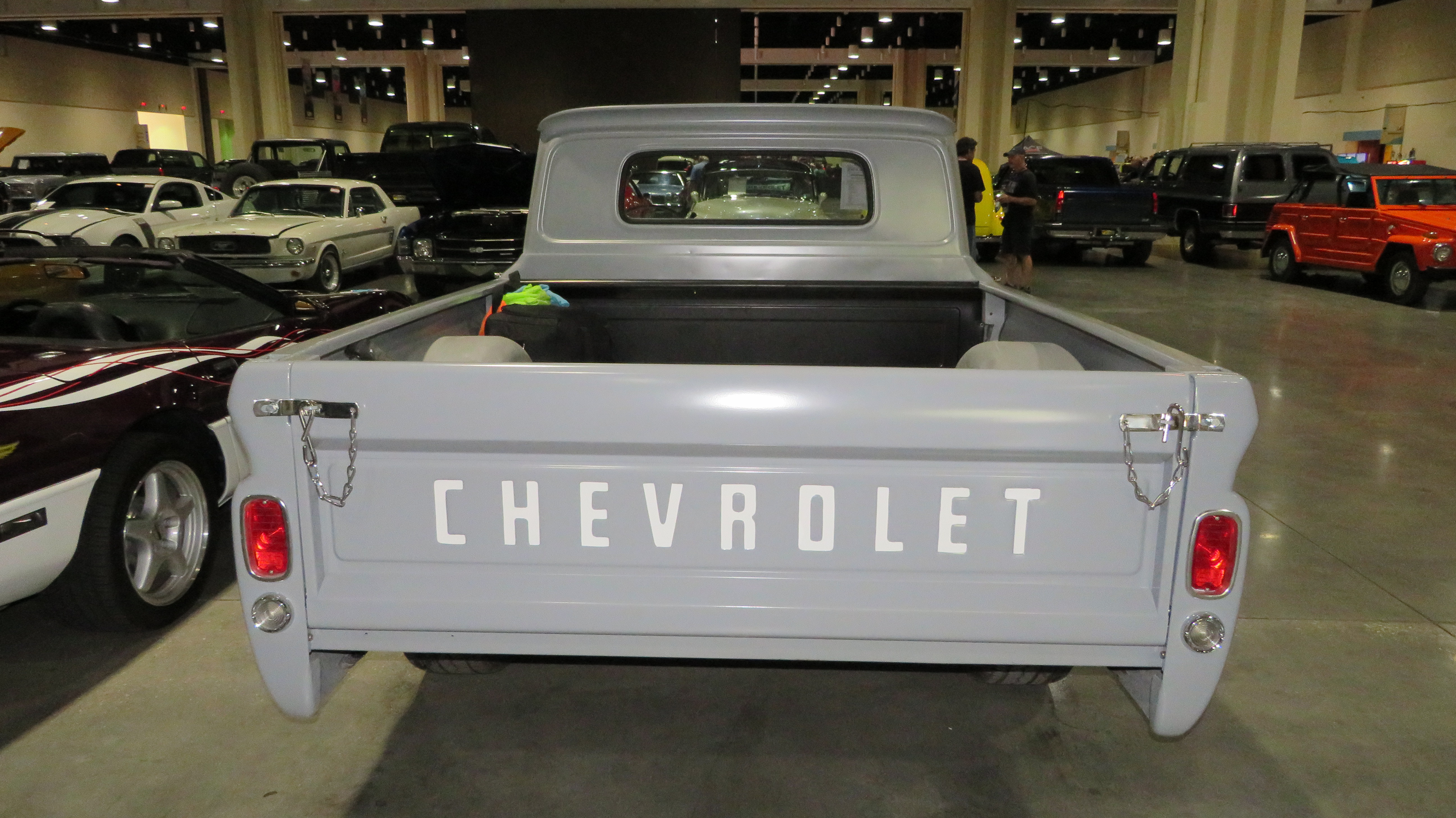 3rd Image of a 1966 CHEVROLET C-10