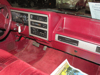 Image 7 of 13 of a 1989 DODGE DAKOTA SPORT