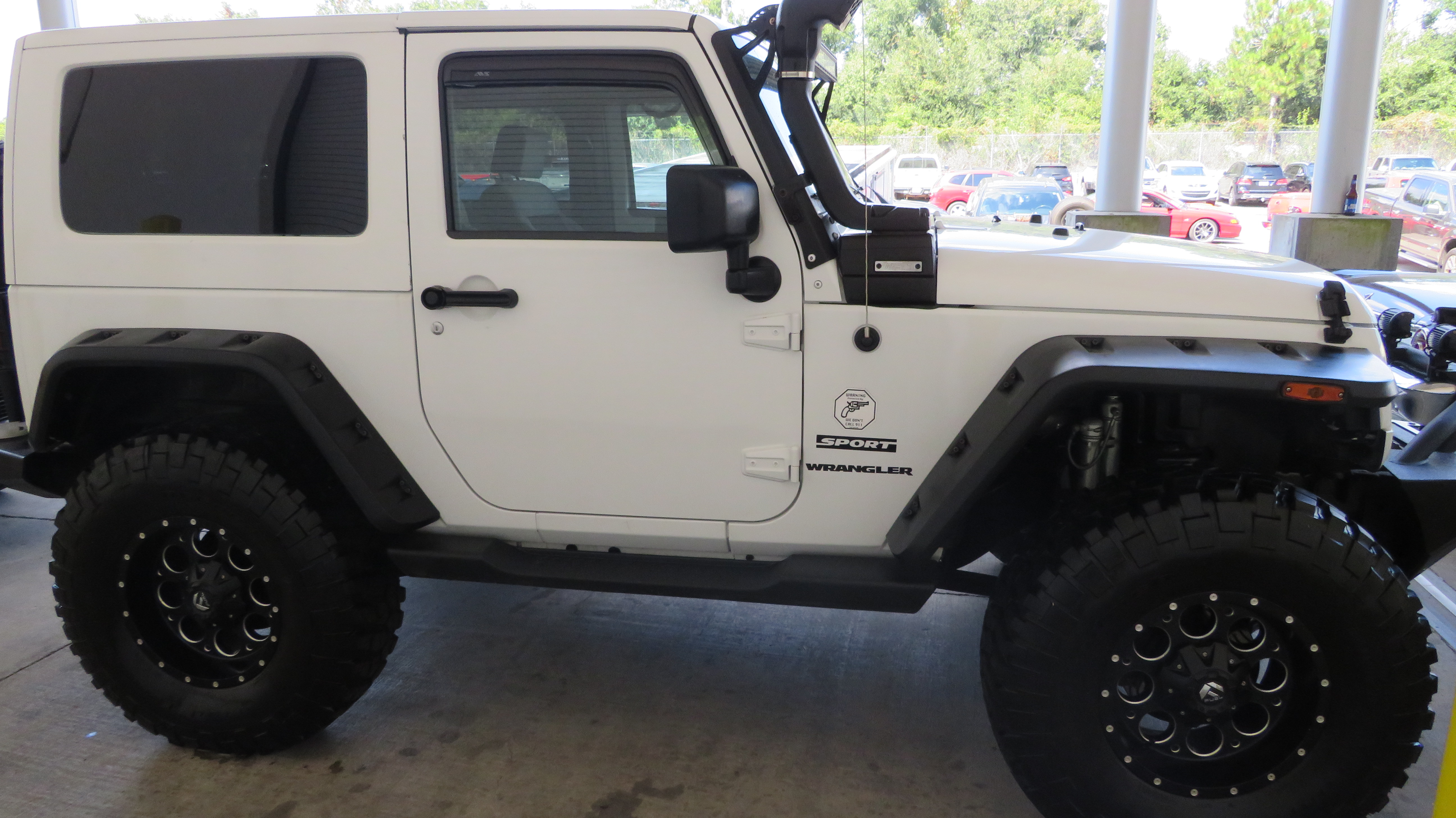 2nd Image of a 2010 JEEP WRANGLER SPORT