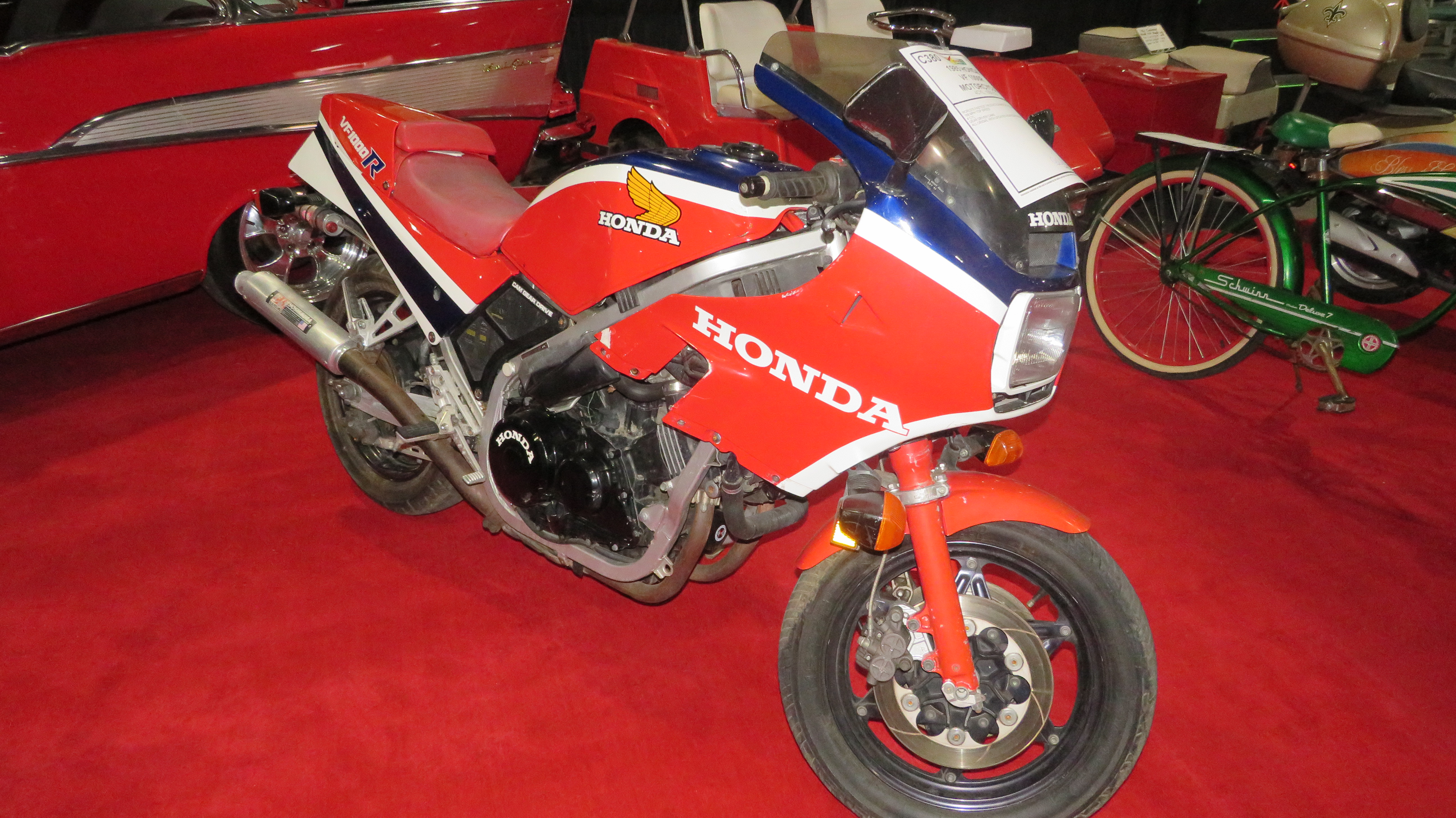 1st Image of a 1985 HONDA VF 1000R