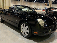 Image 3 of 29 of a 2003 FORD THUNDERBIRD