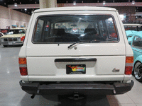 Image 10 of 11 of a 1988 TOYOTA LAND CRUISER