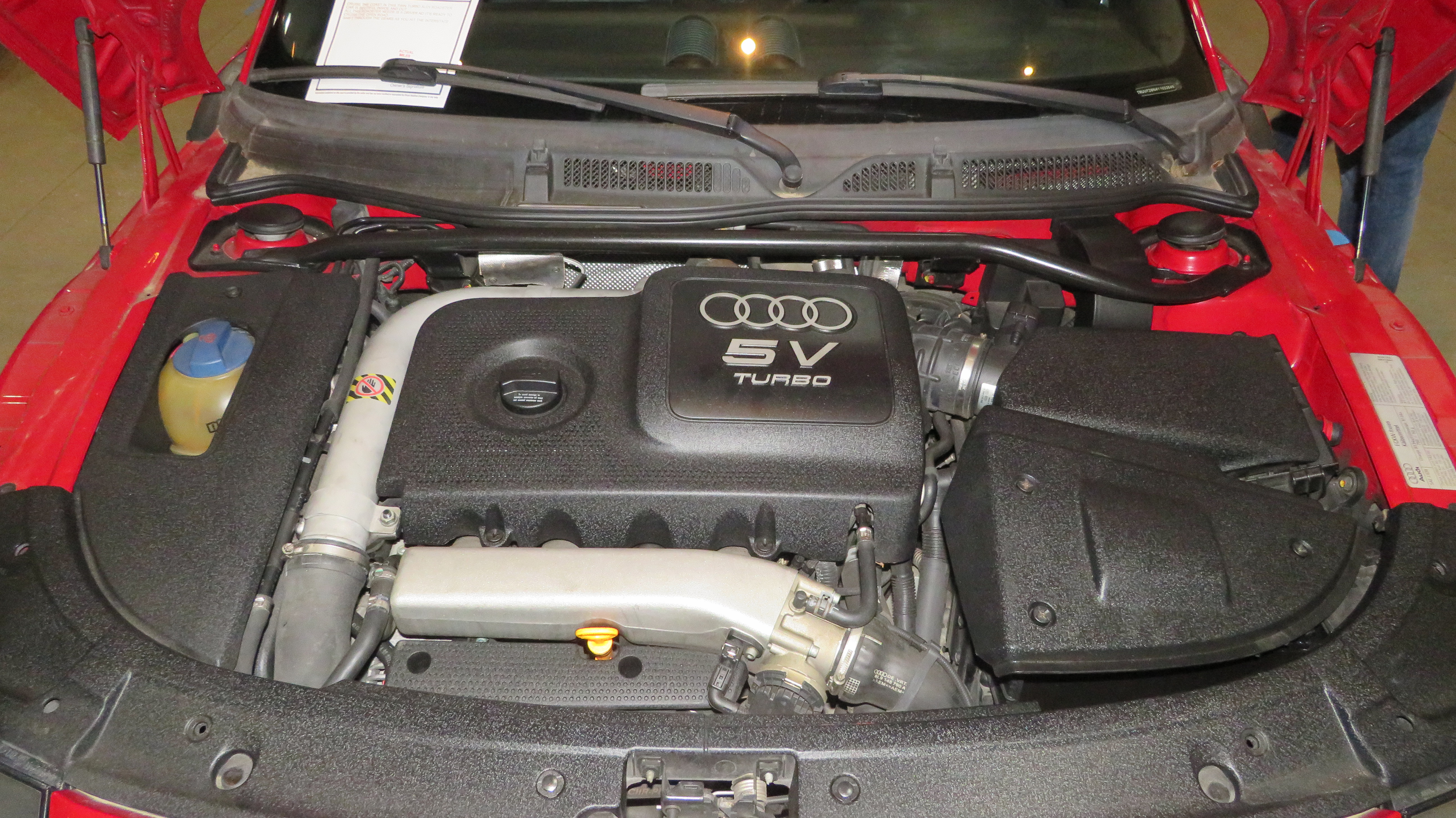 3rd Image of a 2001 AUDI TT ROADSTER QUATTRO