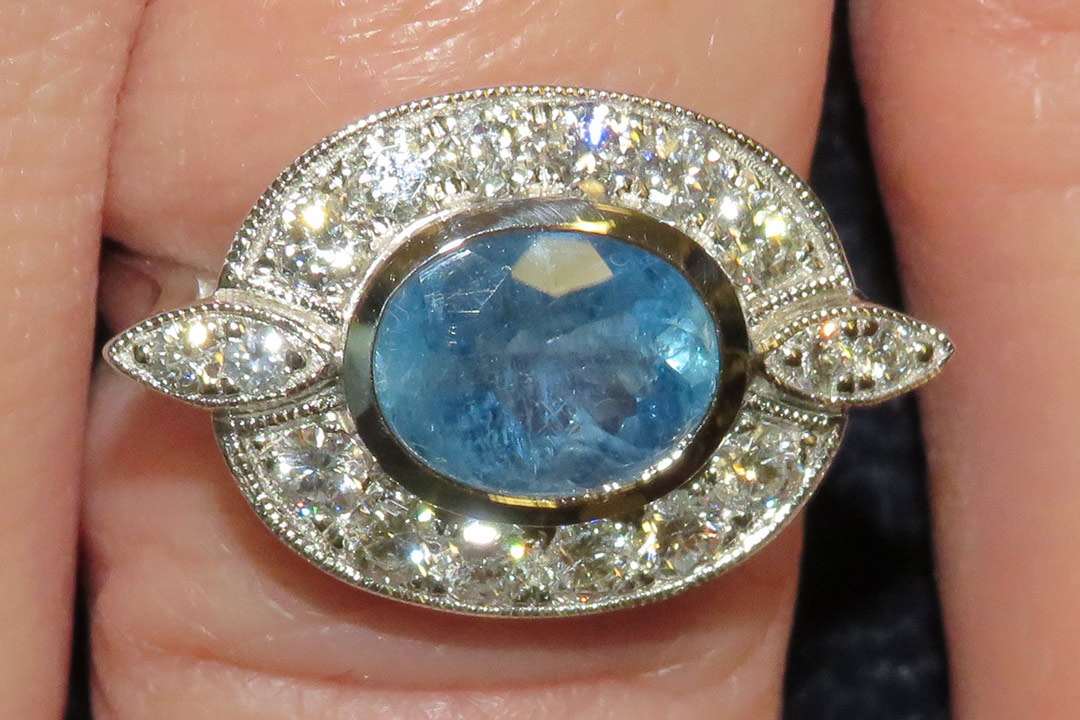 3rd Image of a N/A OVAL AQUAMARINE DIAMOND RING