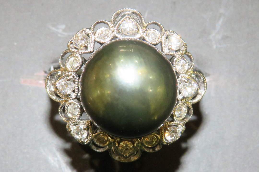 1st Image of a N/A SOUTH SEA PEARL DIAMOND RING