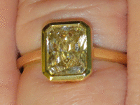 Image 4 of 5 of a N/A GOLD DIAMOND RING