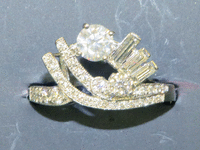 Image 2 of 5 of a N/A 18K WHITE GOLD DIAMOND RING