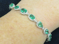 Image 2 of 5 of a N/A NATURAL EMERALD BERYL AND DIAMOND BRACELET