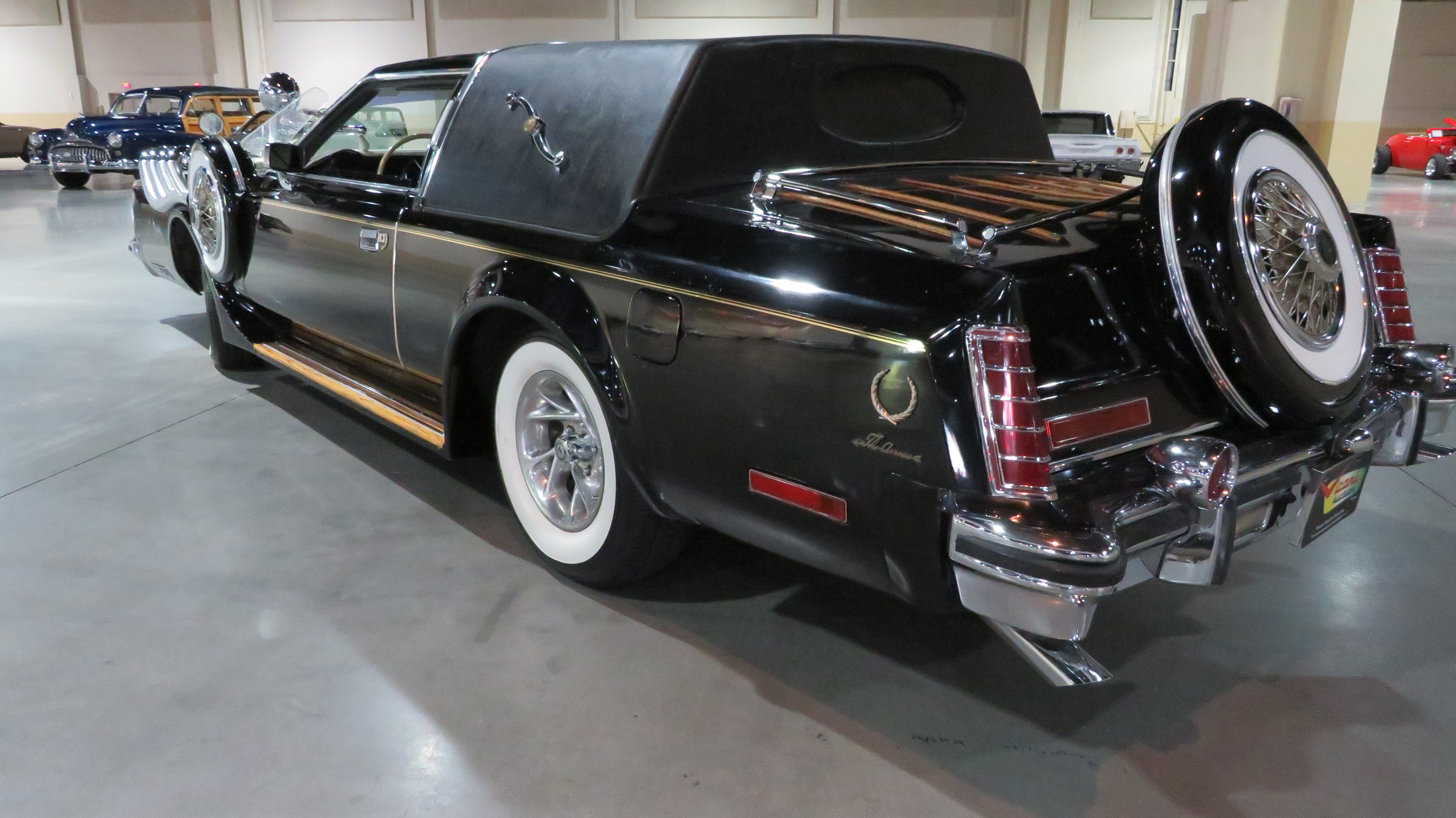 2nd Image of a 1979 LINCOLN CONTINENTAL MARK  V