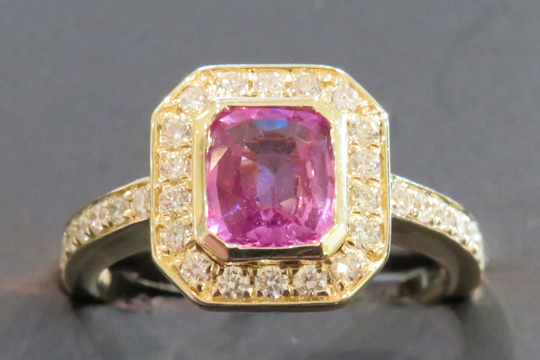 0th Image of a N/A NATURAL SAPPHIRE CORUNDUM & DIAMOND RING