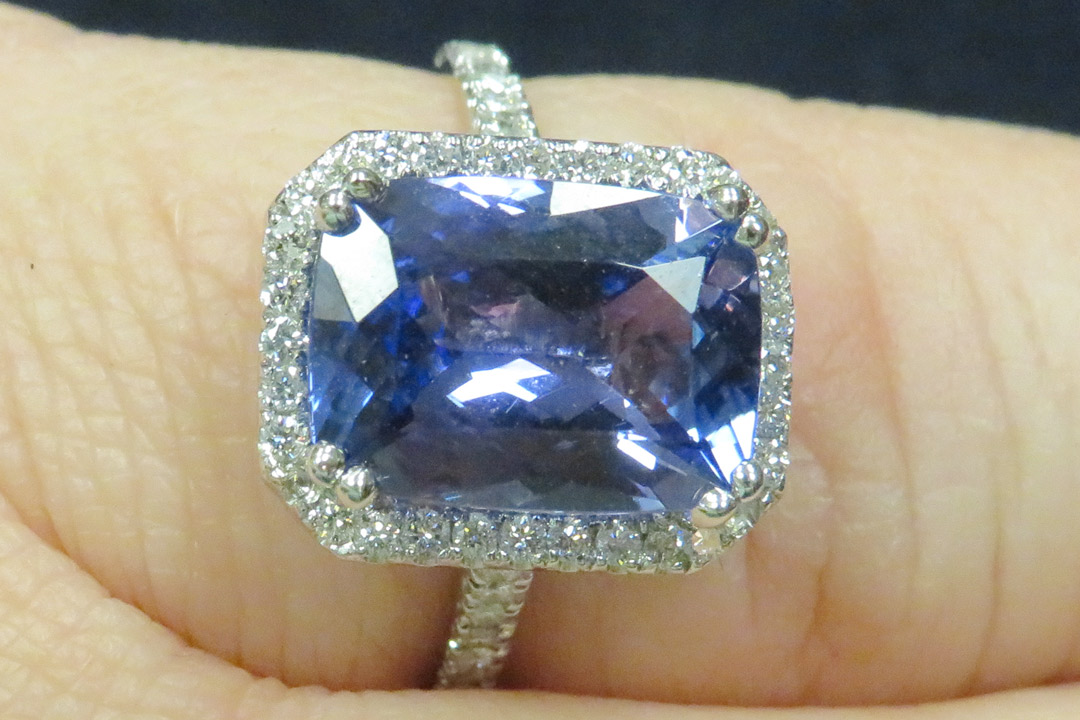 3rd Image of a N/A TANZANITE ZOISITE DIAMOND RING