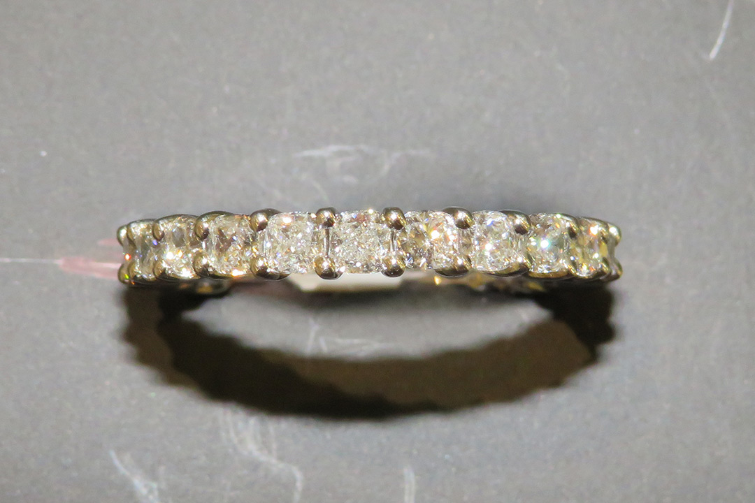1st Image of a N/A PLANTINUM CUSTOM LADIES DIAMOND RING