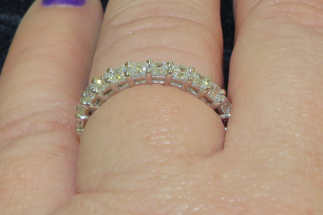 2nd Image of a N/A PLANTINUM CUSTOM LADIES DIAMOND RING