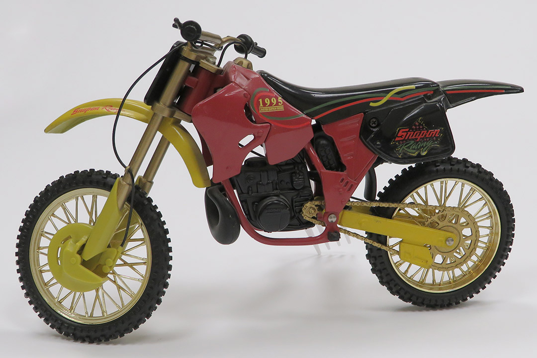 6th Image of a 1995 SNAP-ON RACING DIRT BIKE