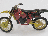 Image 2 of 7 of a 1995 SNAP-ON RACING DIRT BIKE