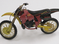 Image 3 of 7 of a 1995 SNAP-ON RACING DIRT BIKE