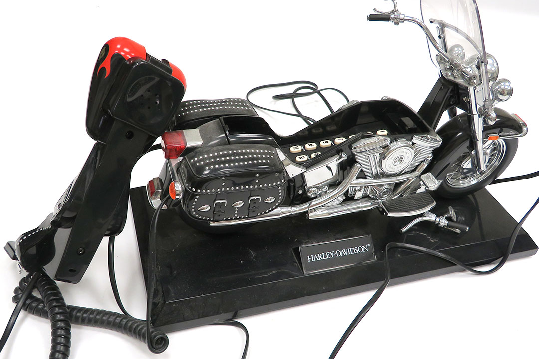 7th Image of a N/A HARLEY DAVIDSON LANDLINE PHONE