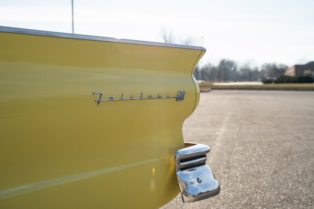5th Image of a 1957 FORD SKYLINER