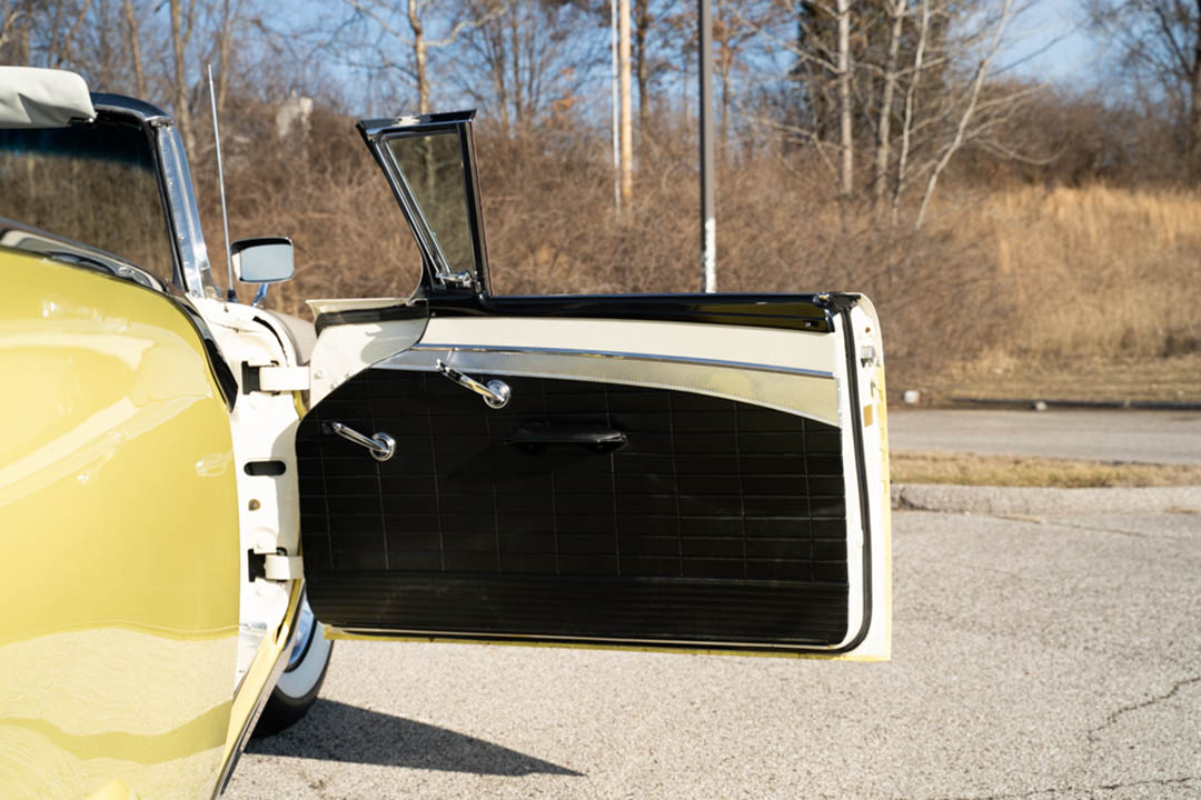 8th Image of a 1957 FORD SKYLINER