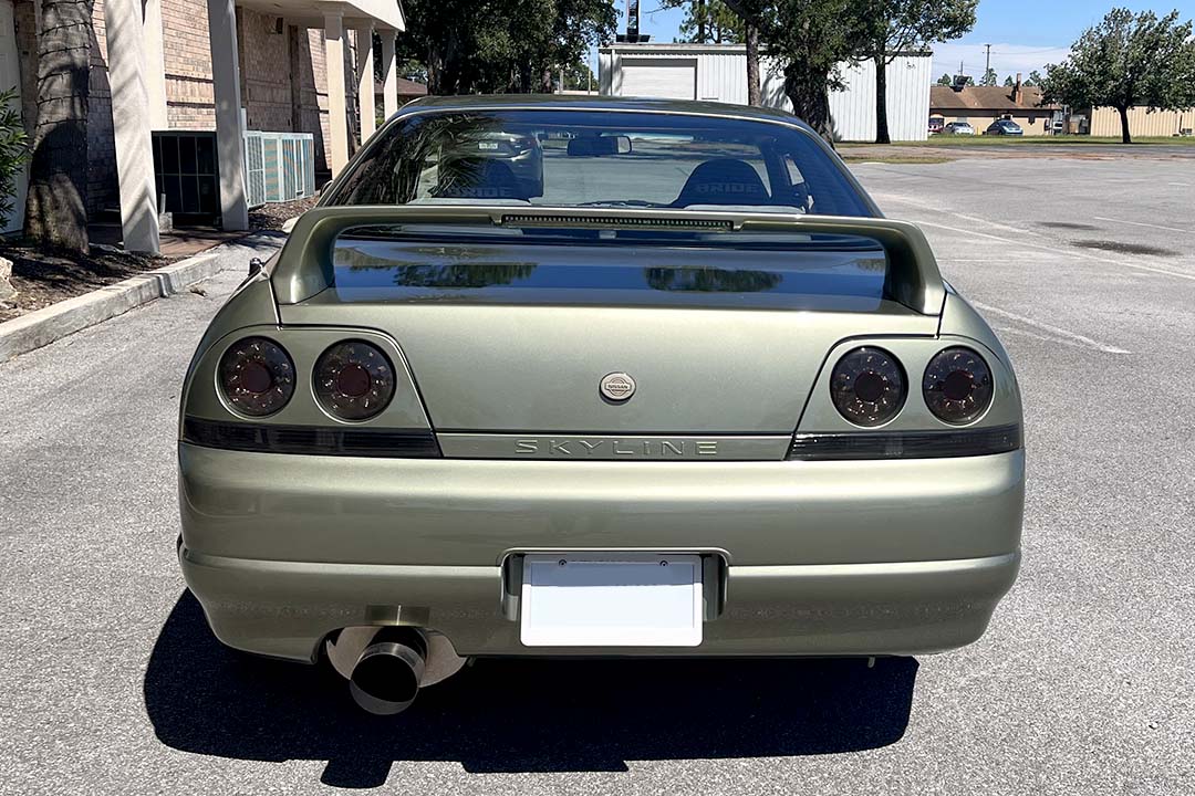 3rd Image of a 1995 NISSAN SKYLINE GT-R