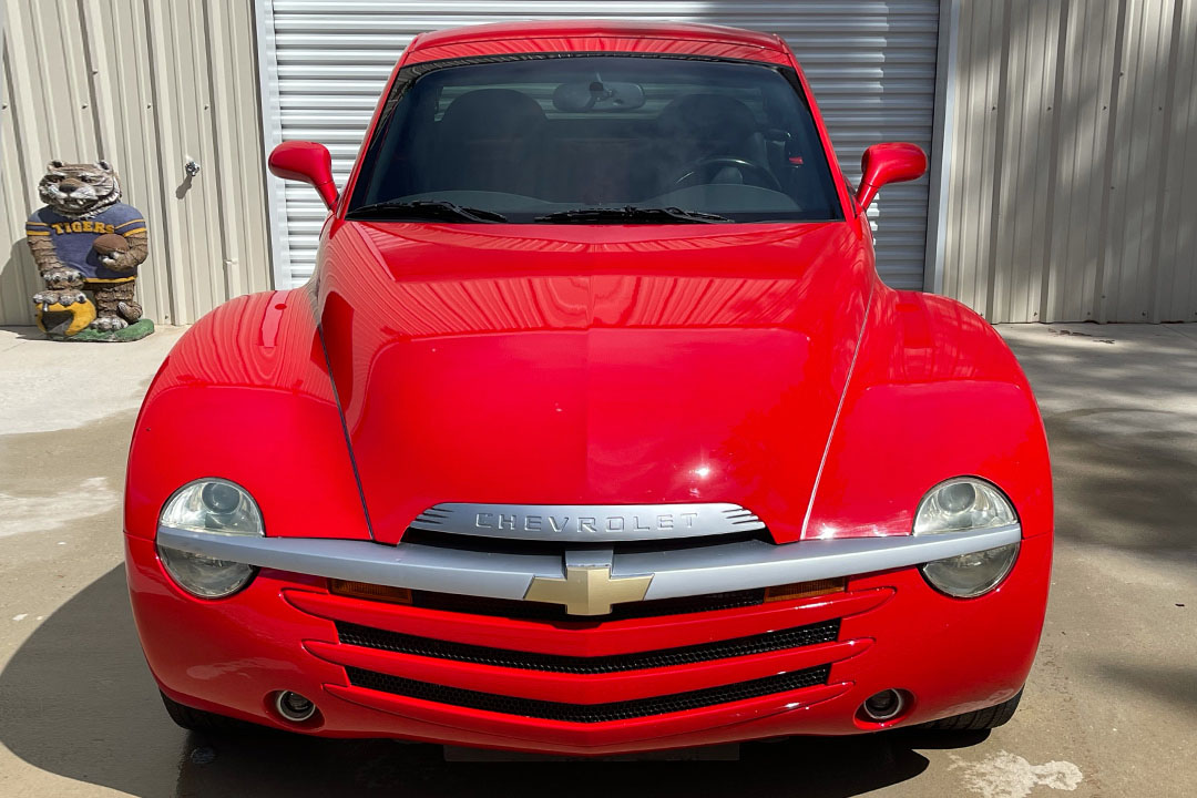 5th Image of a 2003 CHEVROLET SSR