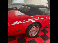 Image 10 of 20 of a 1994 CHEVROLET CORVETTE