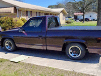 Image 2 of 7 of a 1990 GMC SIERRA C1500 SLE