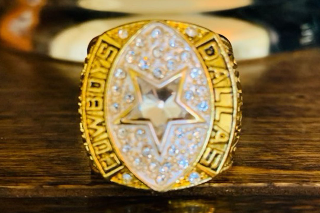 0th Image of a N/A REPLICA SUPERBOWL RINGS COWBOYS
