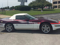 Image 4 of 7 of a 1995 CHEVROLET CORVETTE PACE CAR