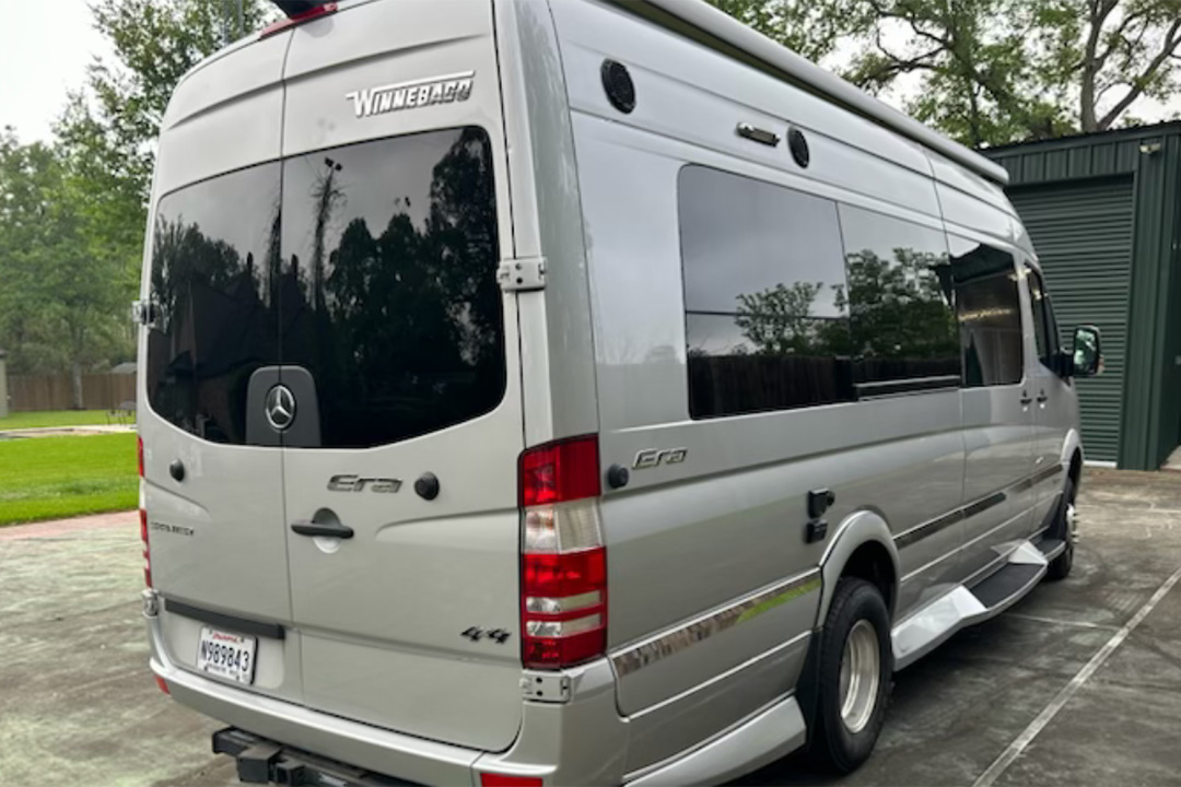 1st Image of a 2019 MERCEDES-BENZ SPRINTER 3500