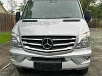 Image 6 of 20 of a 2019 MERCEDES-BENZ SPRINTER 3500