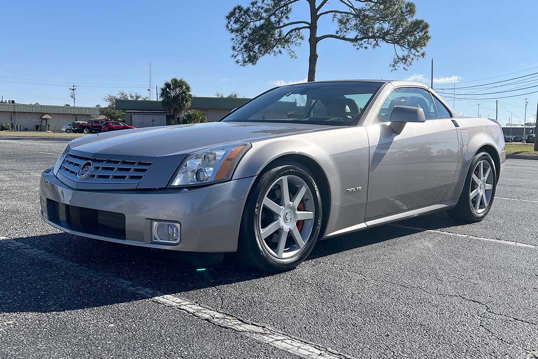 0th Image of a 2004 CADILLAC XLR