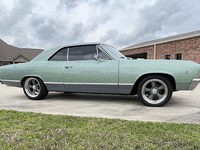Image 1 of 17 of a 1967 CHEVROLET CHEVELLE