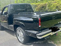 Image 6 of 10 of a 1990 GMC SIERRA C1500