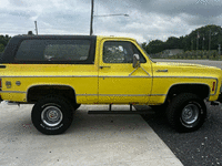 Image 5 of 11 of a 1977 GMC JIMMY HIGH SIERRA 4X4