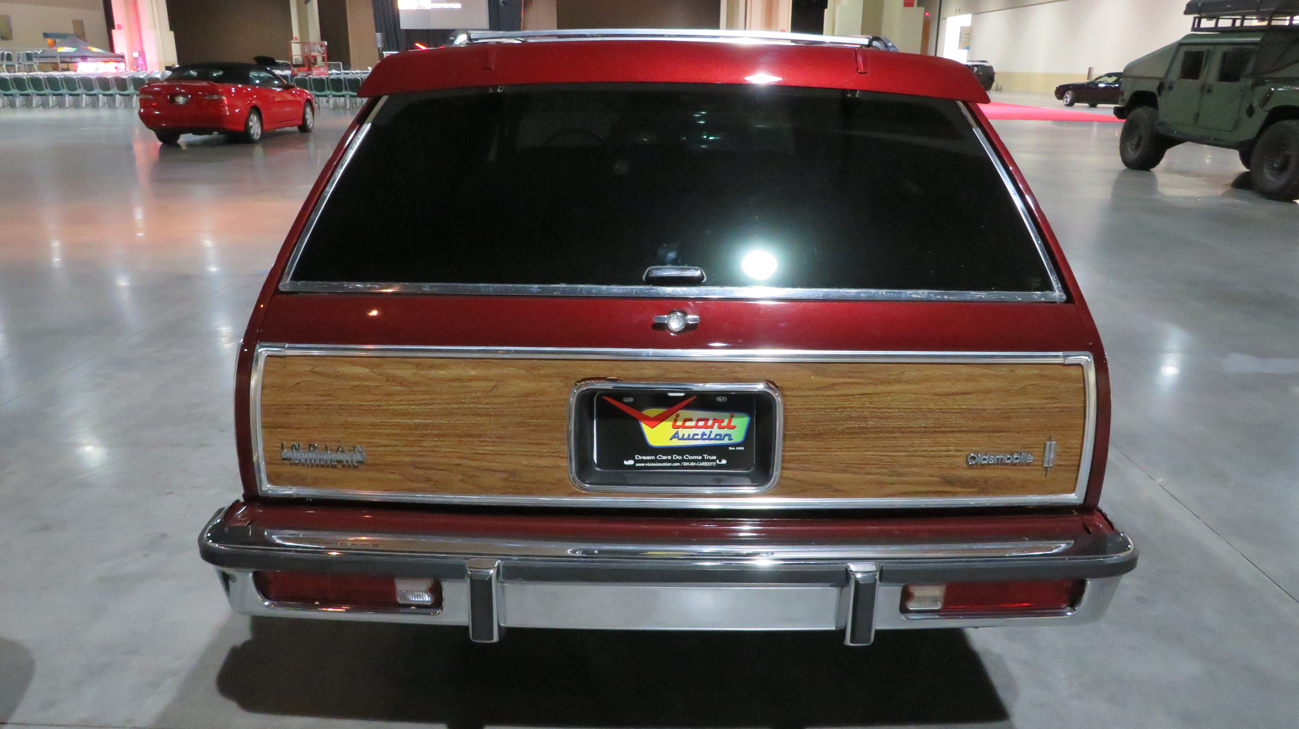 4th Image of a 1981 OLDSMOBILE CUTLASS CRUISER BROUGHAM