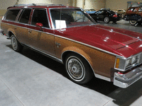 Image 1 of 14 of a 1981 OLDSMOBILE CUTLASS CRUISER BROUGHAM