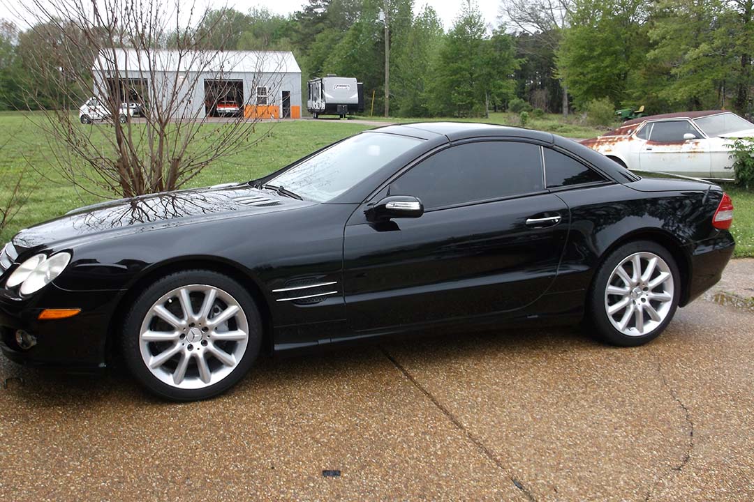 1st Image of a 2007 MERCEDES-BENZ SL-CLASS SL550