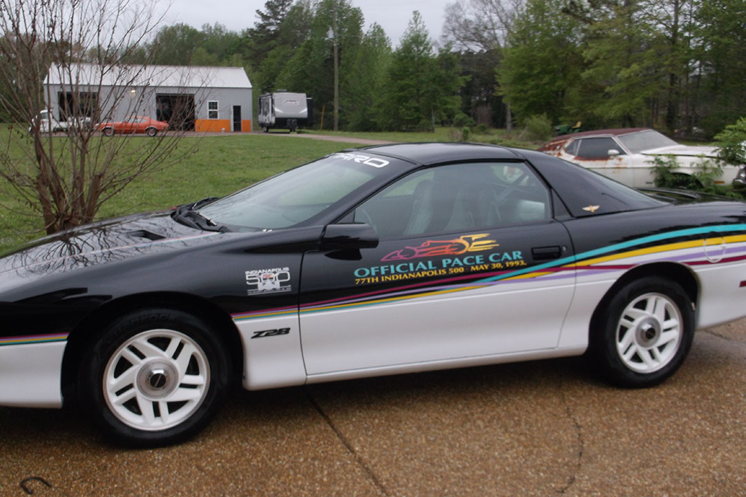 1st Image of a 1993 CHEVROLET CAMARO Z28