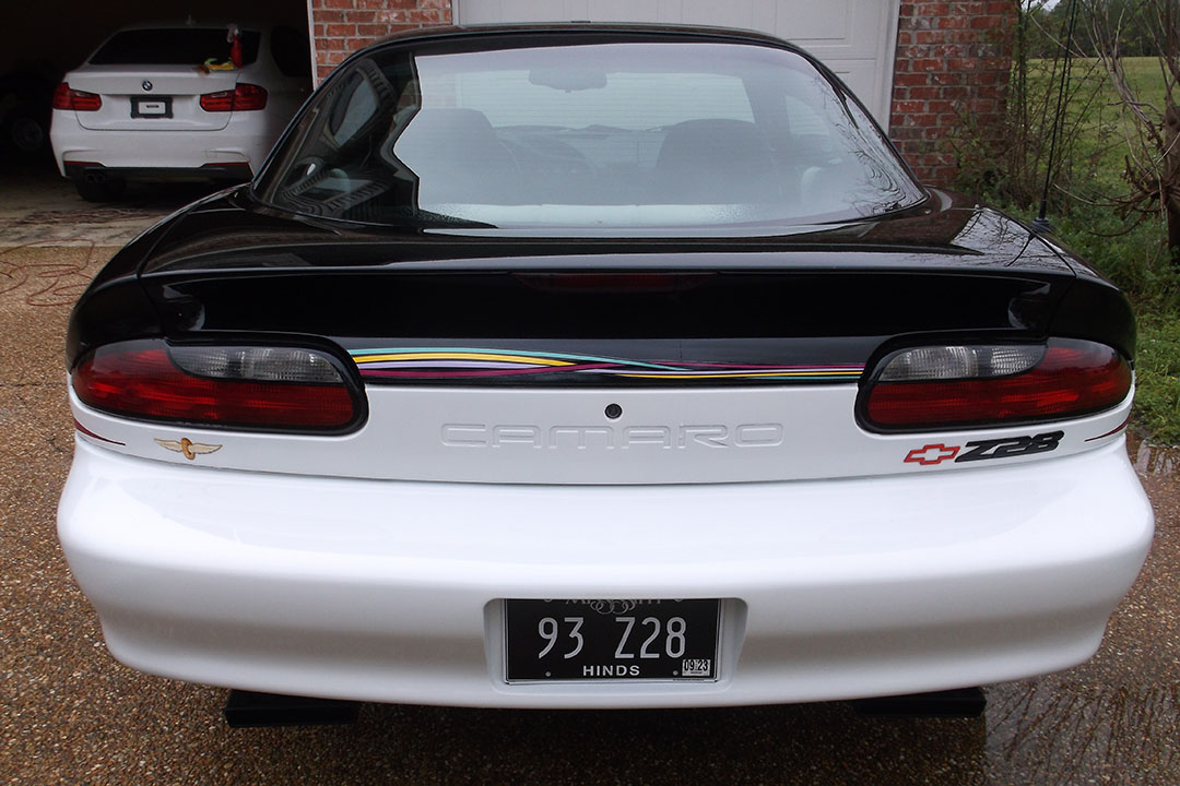 2nd Image of a 1993 CHEVROLET CAMARO Z28