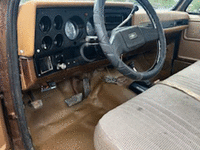 Image 7 of 8 of a 1981 CHEVROLET K10