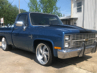 Image 2 of 10 of a 1983 CHEVROLET C10