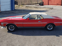 Image 5 of 19 of a 1972 FORD MUSTANG