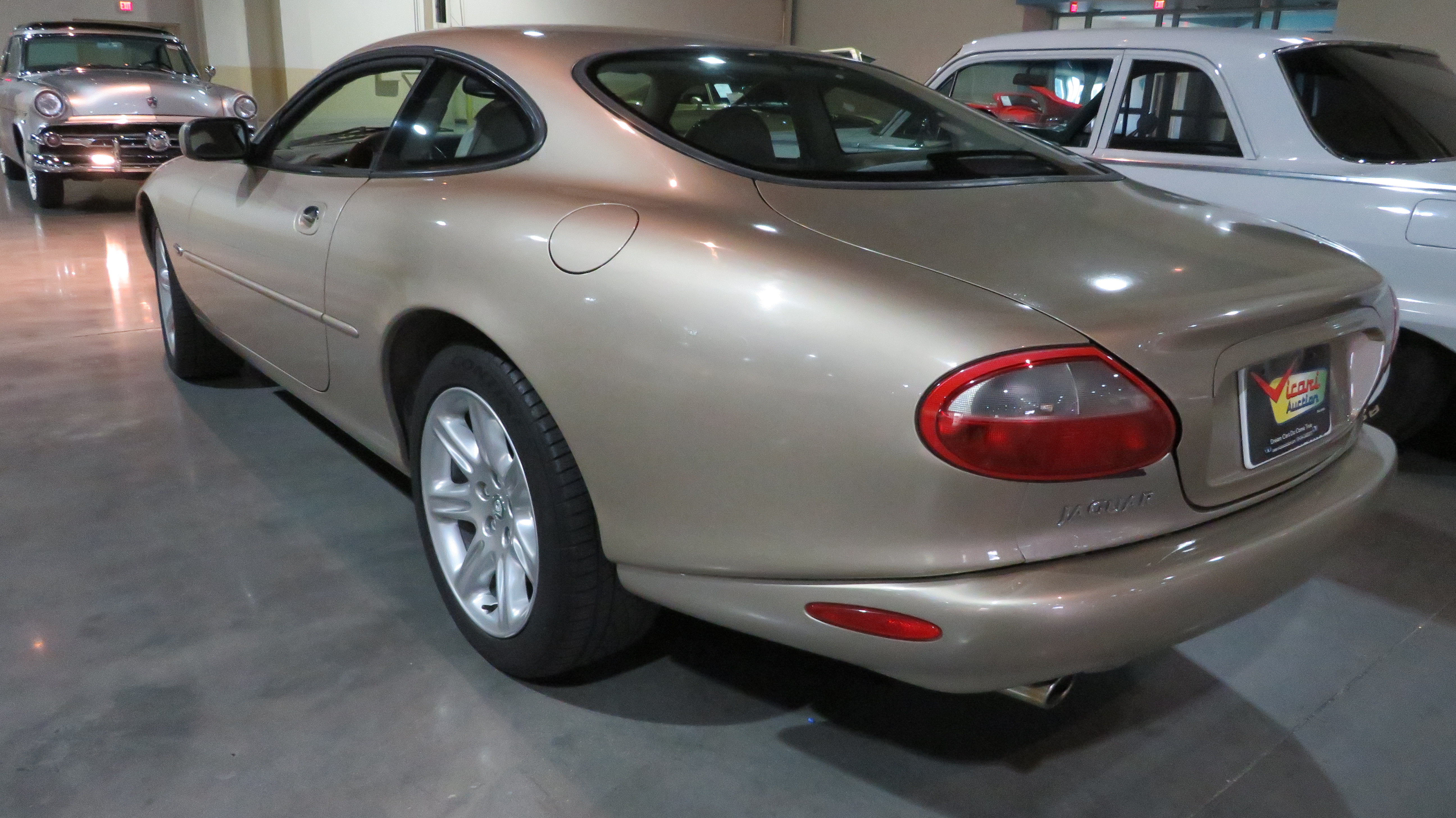 1st Image of a 2000 JAGUAR XK8