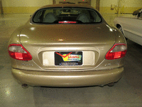 Image 5 of 15 of a 2000 JAGUAR XK8