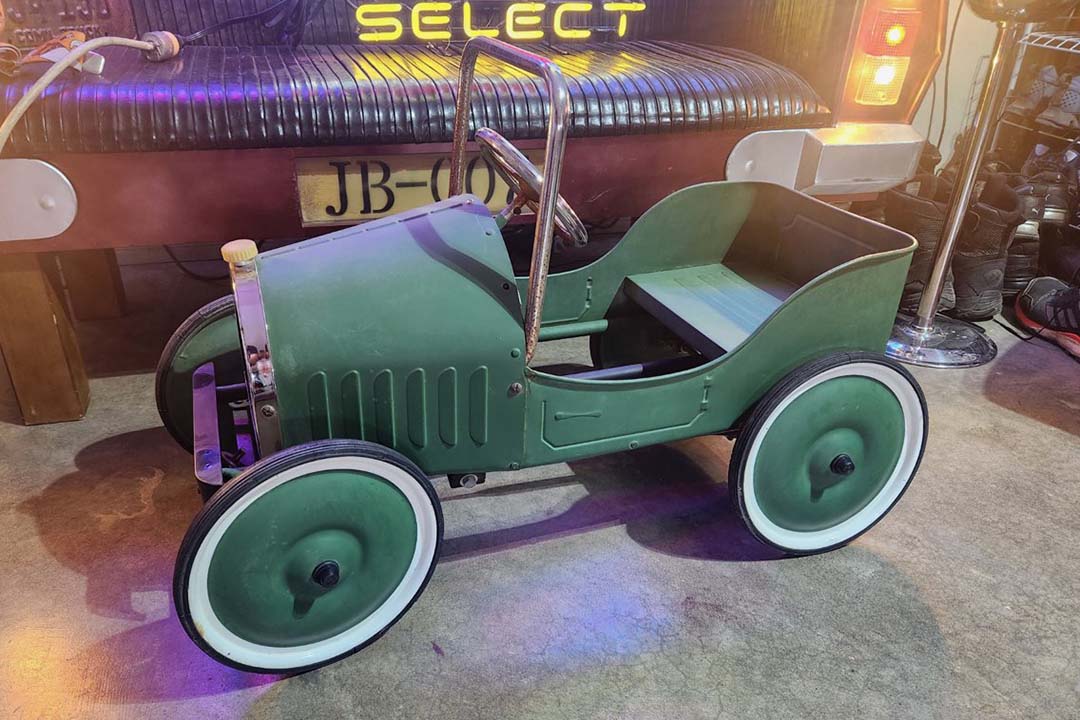 0th Image of a 1939 ANTIQUE PEDAL CAR