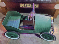 Image 2 of 3 of a 1939 ANTIQUE PEDAL CAR