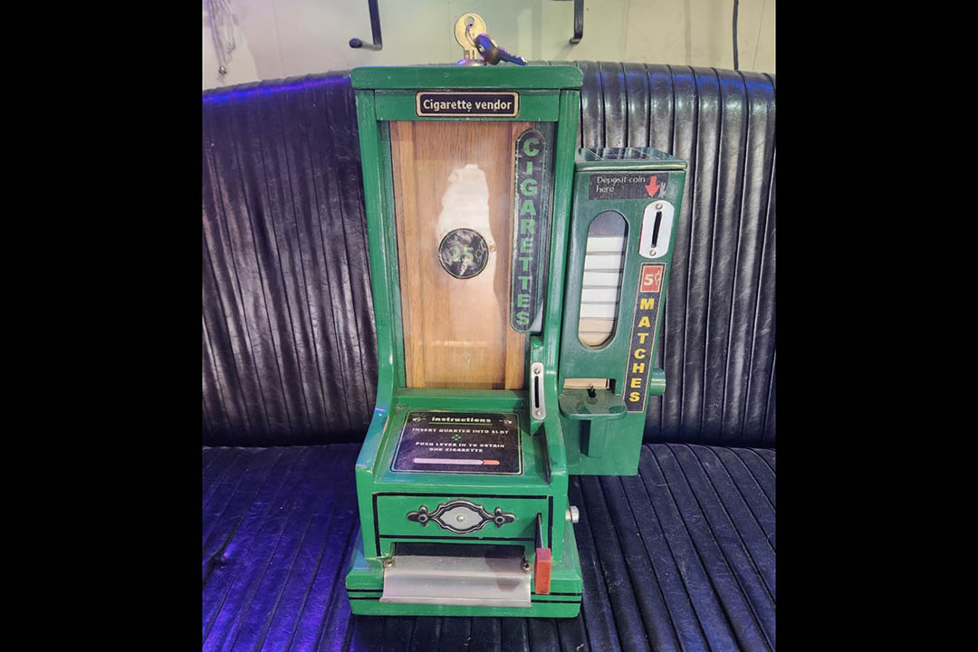 0th Image of a N/A CIGARETTE & MATCHES DISPENSING MACHINE